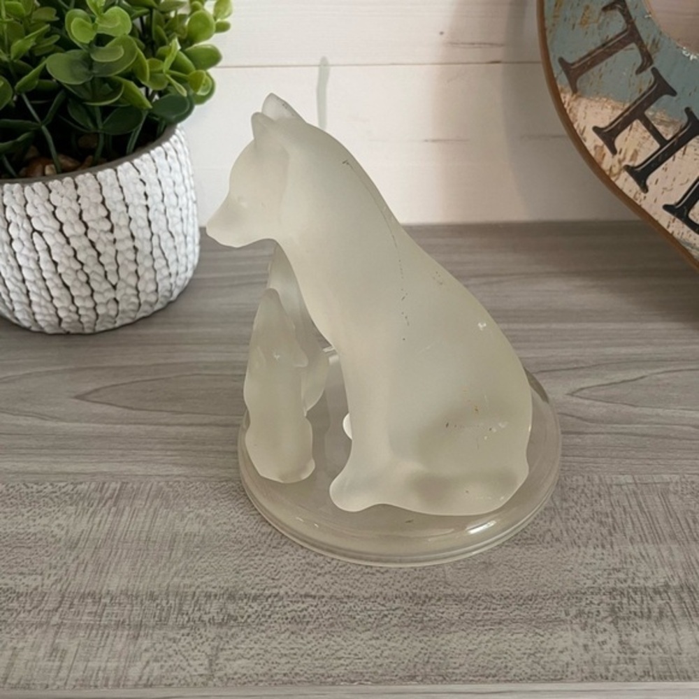 Partylite Wolf Family Frosted Tea Light Votive Holder - Picture 10 of 16